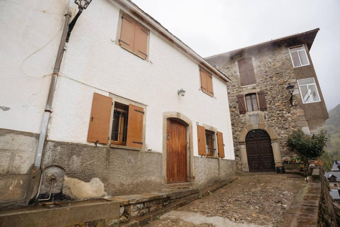 Casa Rural Arix 萨连特加列戈 外观 照片